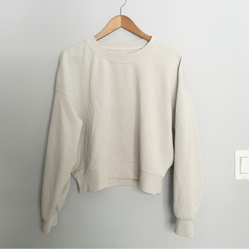 lululemon athletica Off-White Sweatshirt